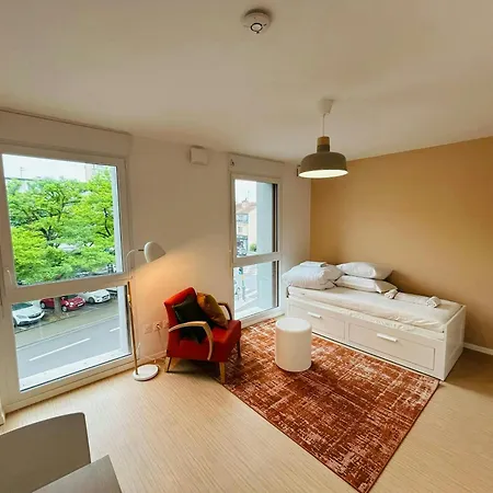 We Live In R - 204 Daire Reims