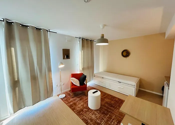 Moderne Cathedrale 204